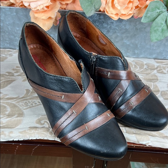 Pikolinos Lillie black leather ankle boots Size 39 - Picture 2 of 12